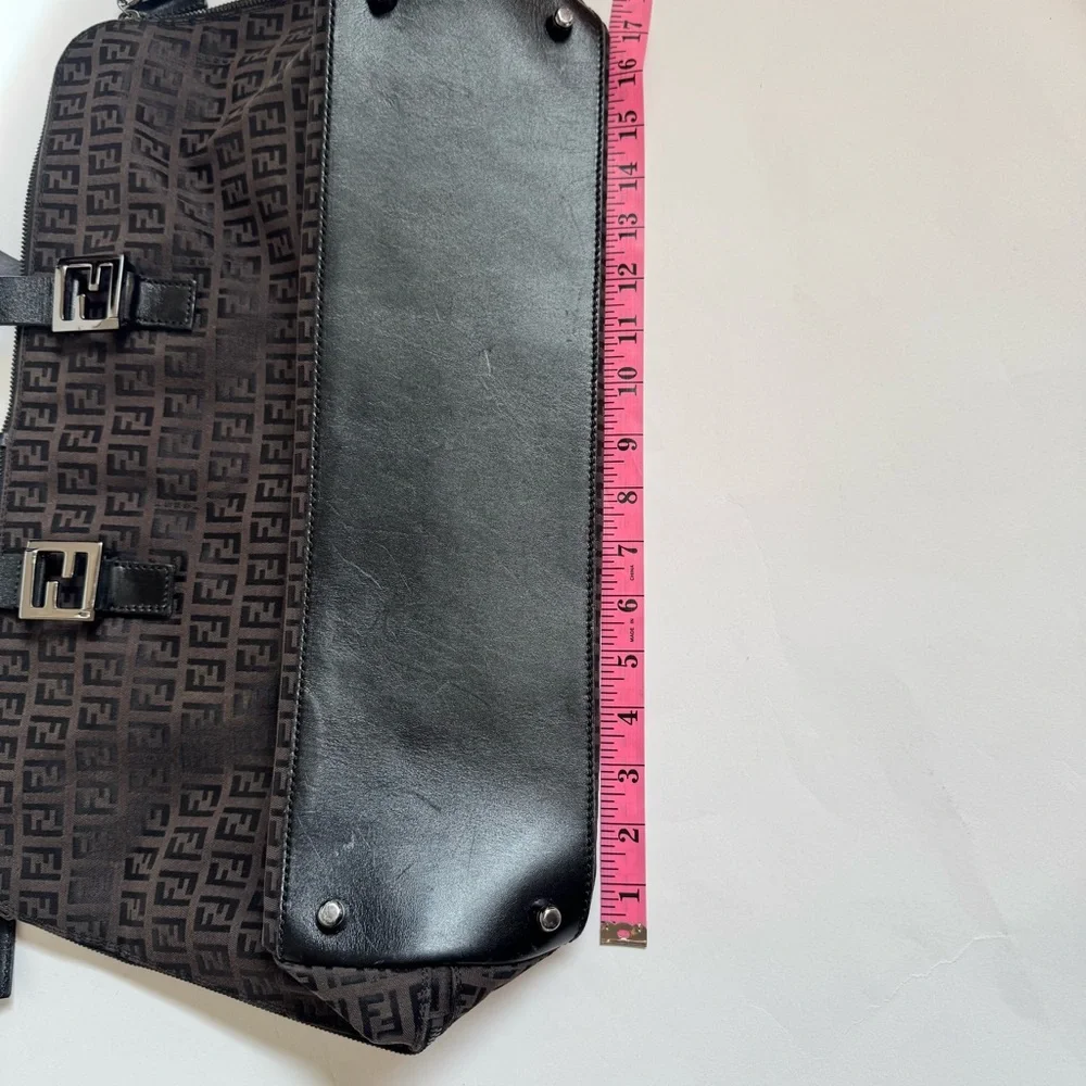 Authentic Fendi Zucchino Canvas Tote Travel Bag - Picture 5 of 7